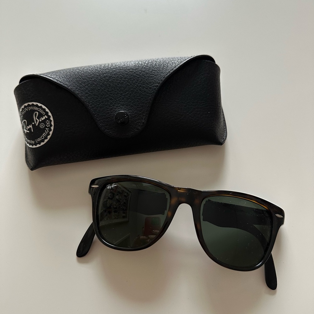 Rayban Wayfarer Folding Sunglasses